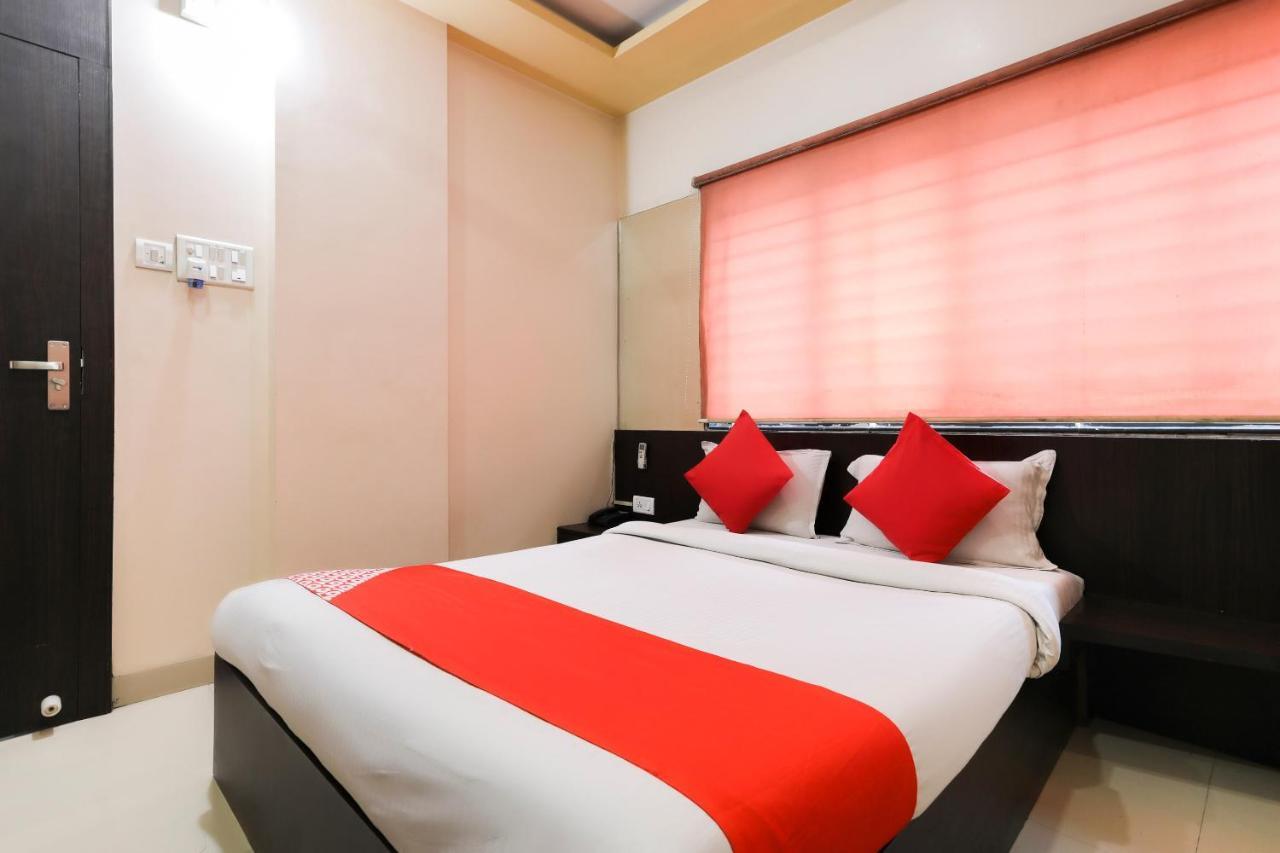 Oyo 3341 Hotel Malwa Country Indore Exteriör bild