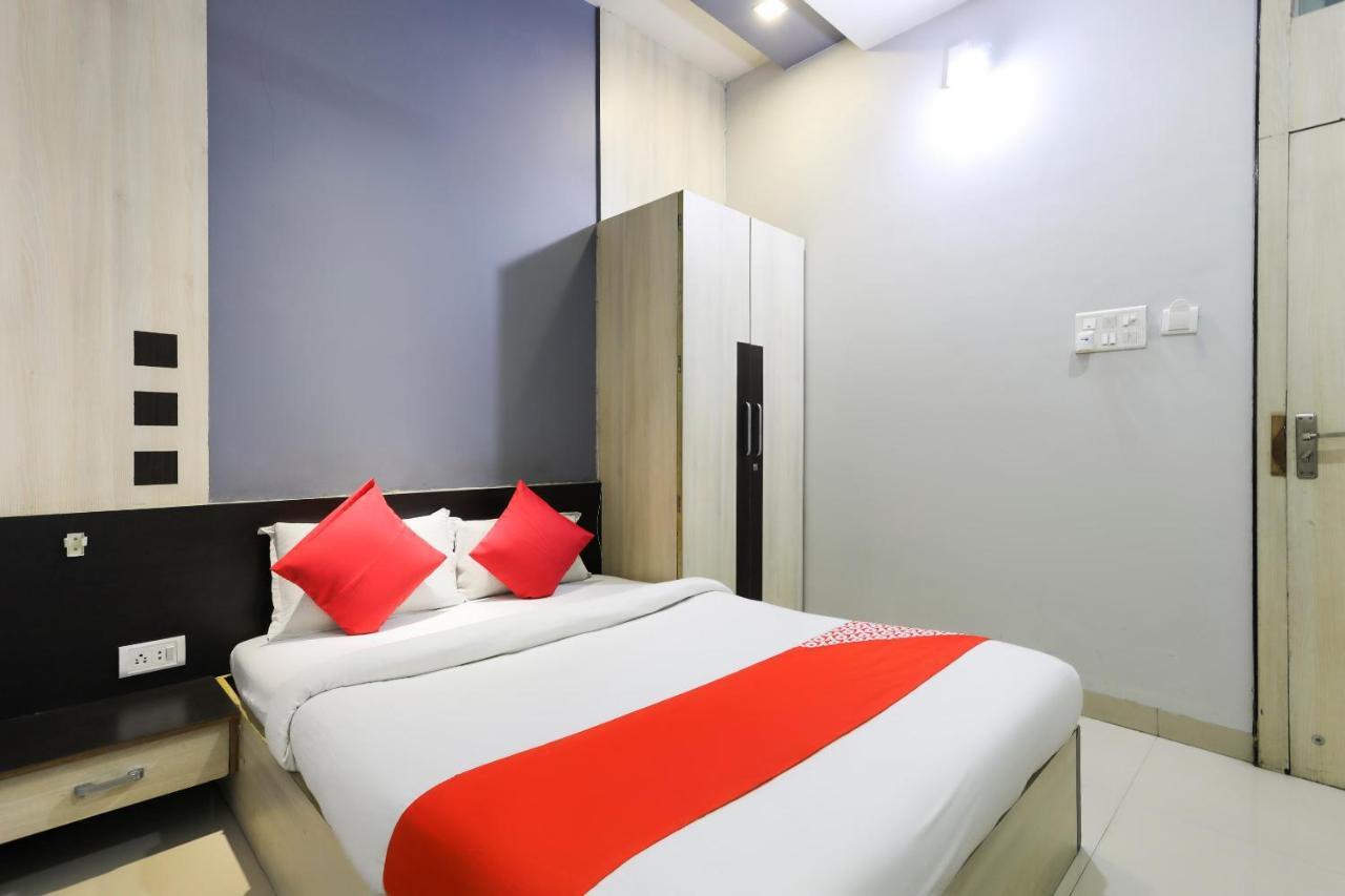 Oyo 3341 Hotel Malwa Country Indore Exteriör bild